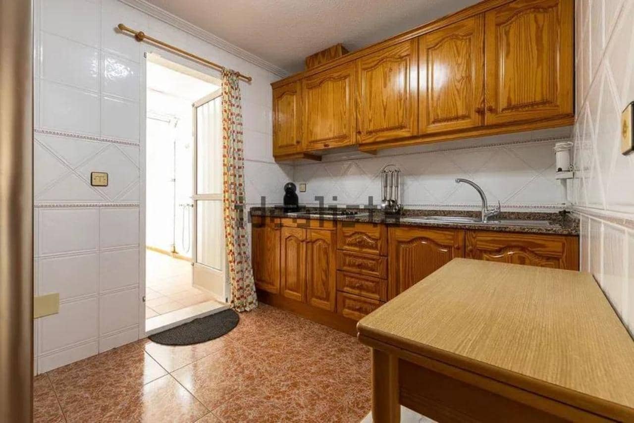 Chalet de 2 habitaciones en San Pedro del Pinatar en venta con garaje - 150.000 € (Ref: 10029198)