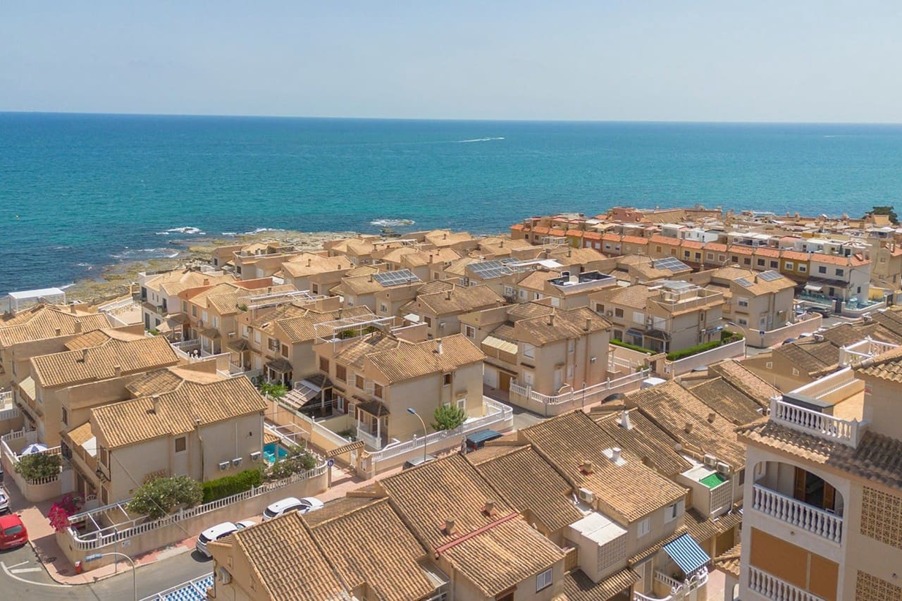 3 chambre Maison de Ville à vendre à La Mata avec garage - 249 500 € (Ref: 10031571)