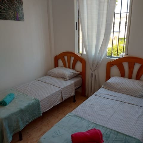 2 chambre Appartement à vendre à Playa Flamenca, Orihuela avec piscine - 169 950 € (Ref: 10034996)