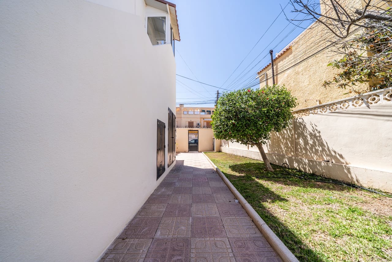 Apartamento de 1 habitación en El Chaparral en venta con piscina garaje - 149.000 € (Ref: 10037059)
