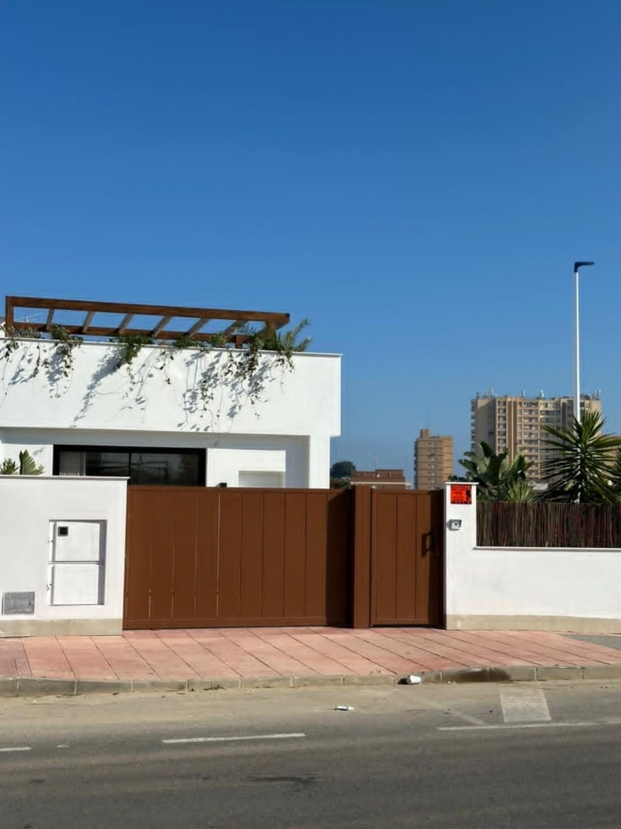 2 bedroom Villa for sale in Santiago de la Ribera with pool - € 444,500 (Ref: 10037063)