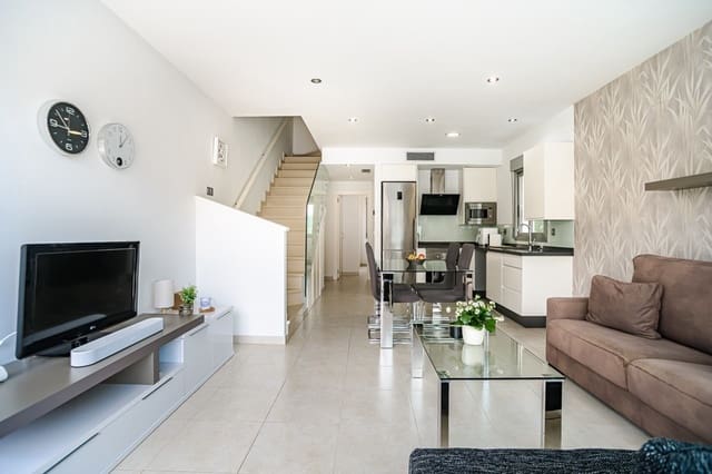 3 soverom Villa til salgs i Lo Pagan, San Pedro del Pinatar med svømmebasseng - € 357 000 (Ref: 10037065)