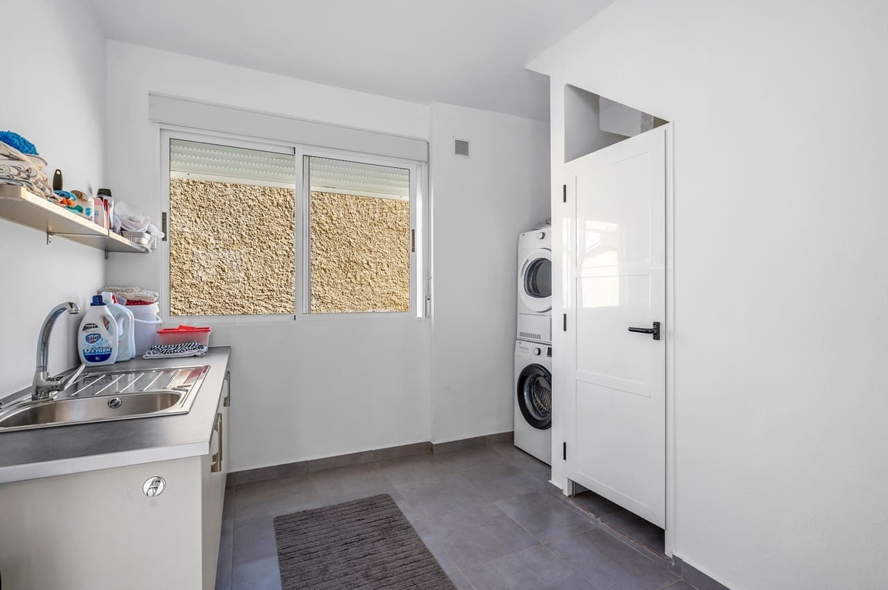 3 quarto Moradia para venda em Ciudad Quesada com piscina garagem - 575 000 € (Ref: 10037071)