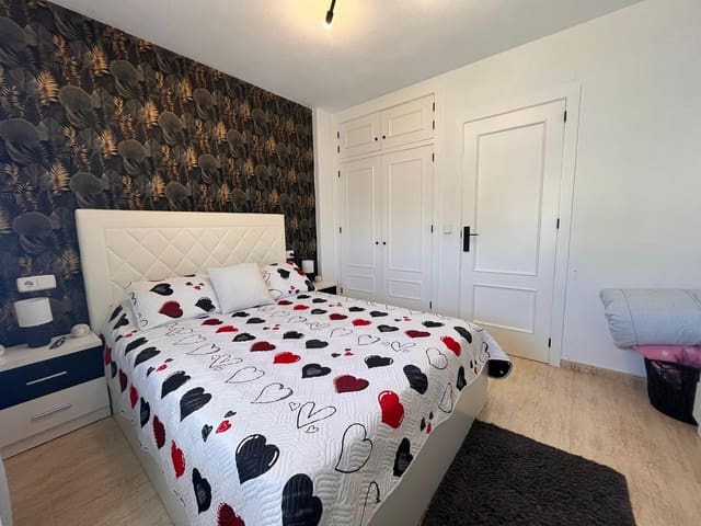 2 soveværelse Byhus til salg i Torre de la Horadada, Pilar de la Horadada med swimmingpool garage - € 265.000 (Ref: 10037074)