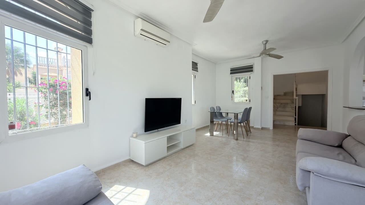 3 bedroom Villa for sale in Orihuela Costa with pool garage - € 425,000 (Ref: 10038689)