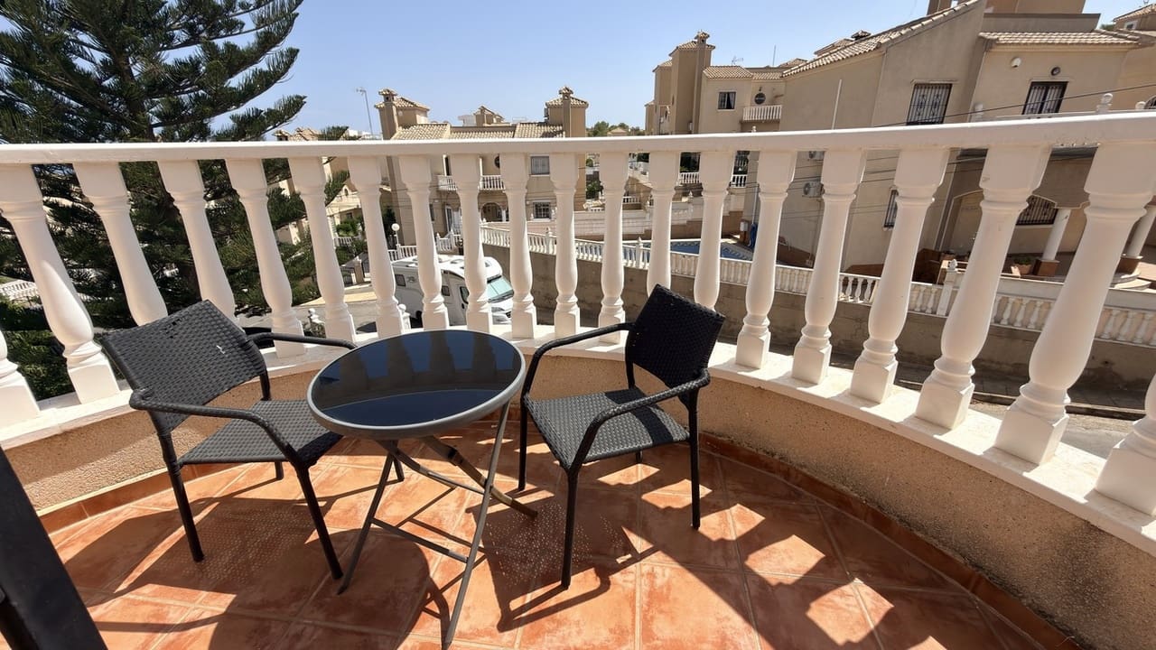 3 bedroom Villa for sale in Orihuela Costa with pool garage - € 425,000 (Ref: 10038689)