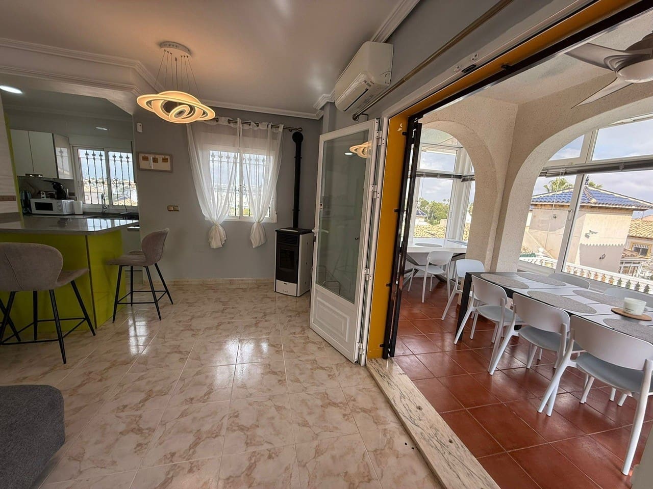 5 sovrum Villa till salu i Orihuela Costa med pool - 369 000 € (Ref: 10038690)