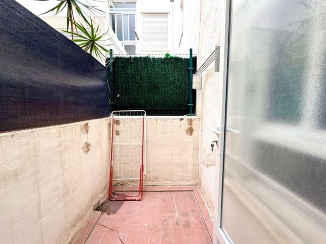 3 chambre Appartement à vendre à Zona Pueblo, Guardamar del Segura avec garage - 185 000 € (Ref: 10038694)