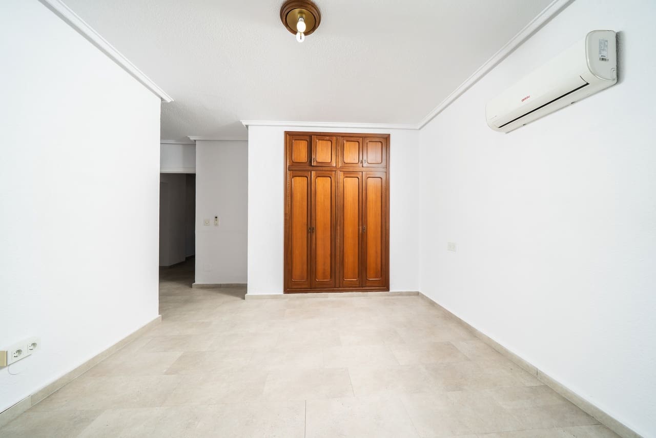 5 slaapkamer Villa te koop in Los Balcones met zwembad garage - € 620.000 (Ref: 10042637)