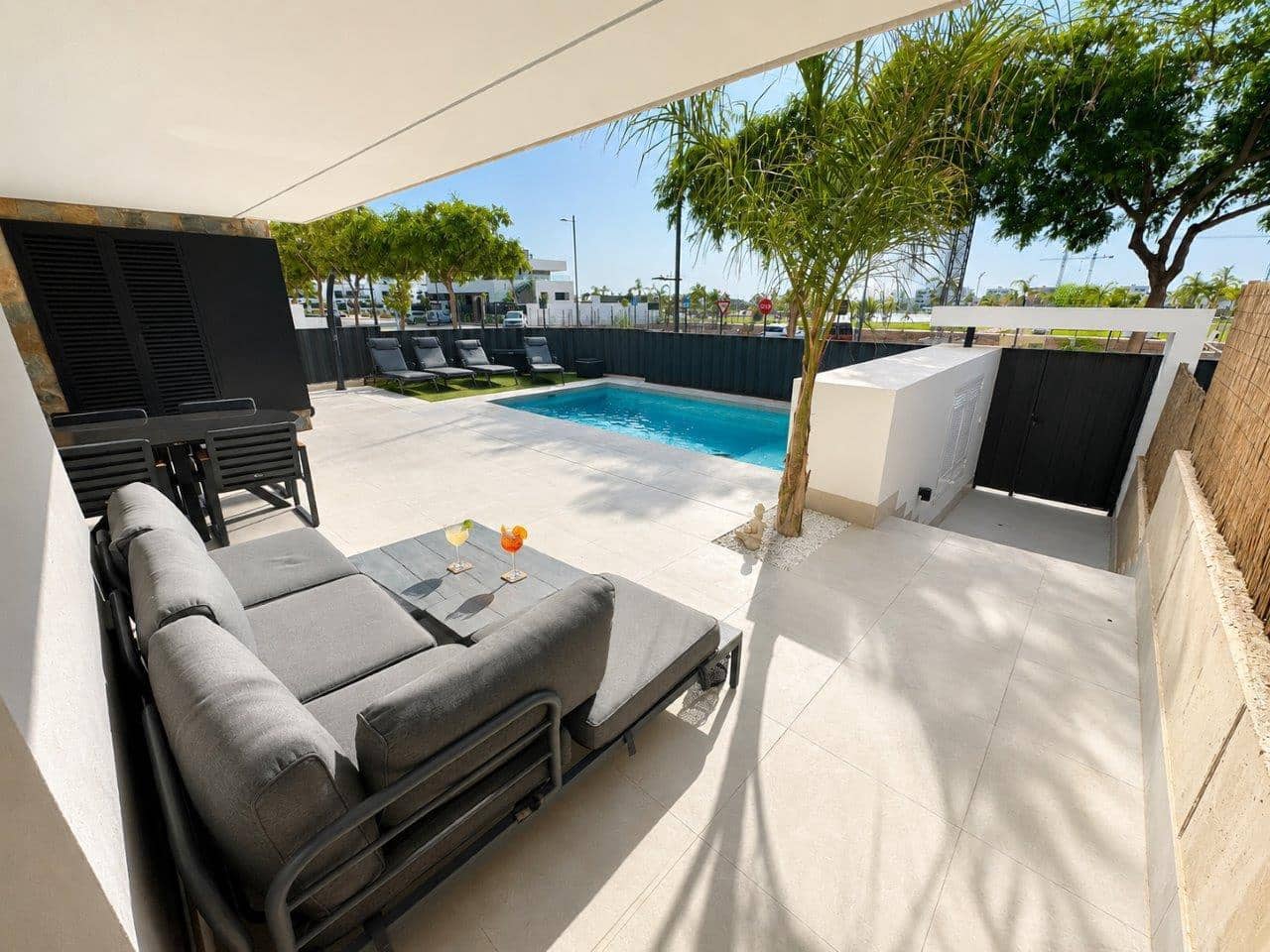 3 bedroom Villa for sale in Torre-Pacheco with pool garage - € 650,000 (Ref: 10042638)