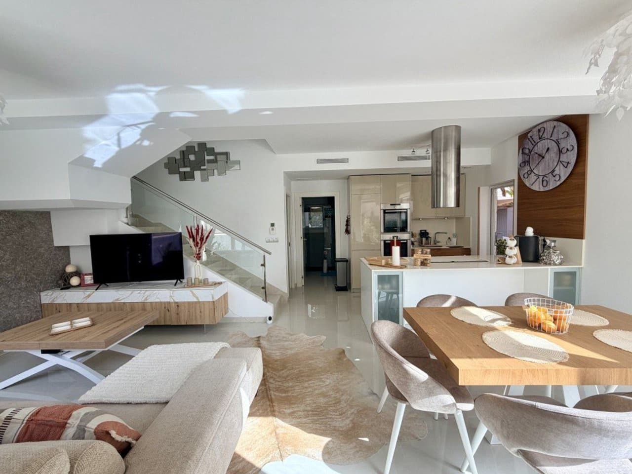 3 slaapkamer Huis te koop in Ciudad Quesada met zwembad garage - € 472.000 (Ref: 10046967)