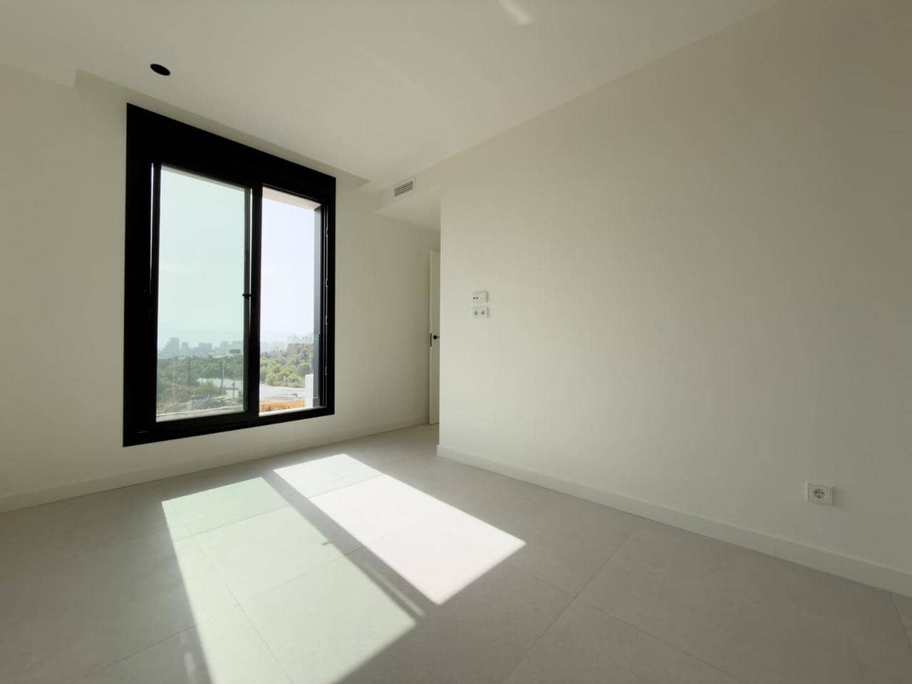 3 quarto Moradia para venda em Finestrat com piscina garagem - 825 000 € (Ref: 10046970)