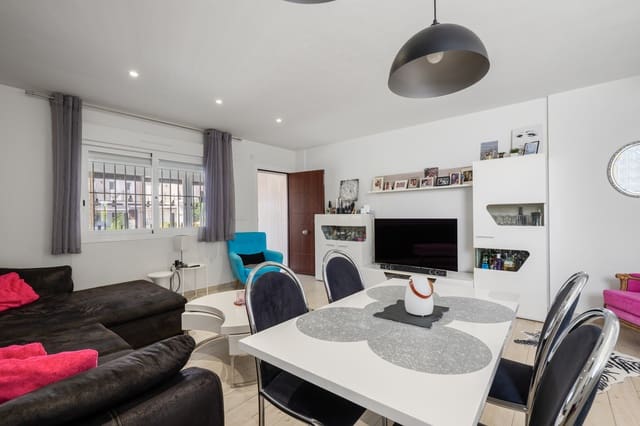 4 quarto Casa em Banda para venda em Parque Acuático - Sector 25, Torrevieja com piscina garagem - 399 000 € (Ref: 10048865)