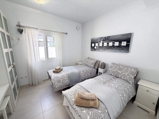 4 chambre Villa/Maison à vendre à Mil Palmeras, Pilar de la Horadada avec piscine garage - 629 900 € (Ref: 10058040)
