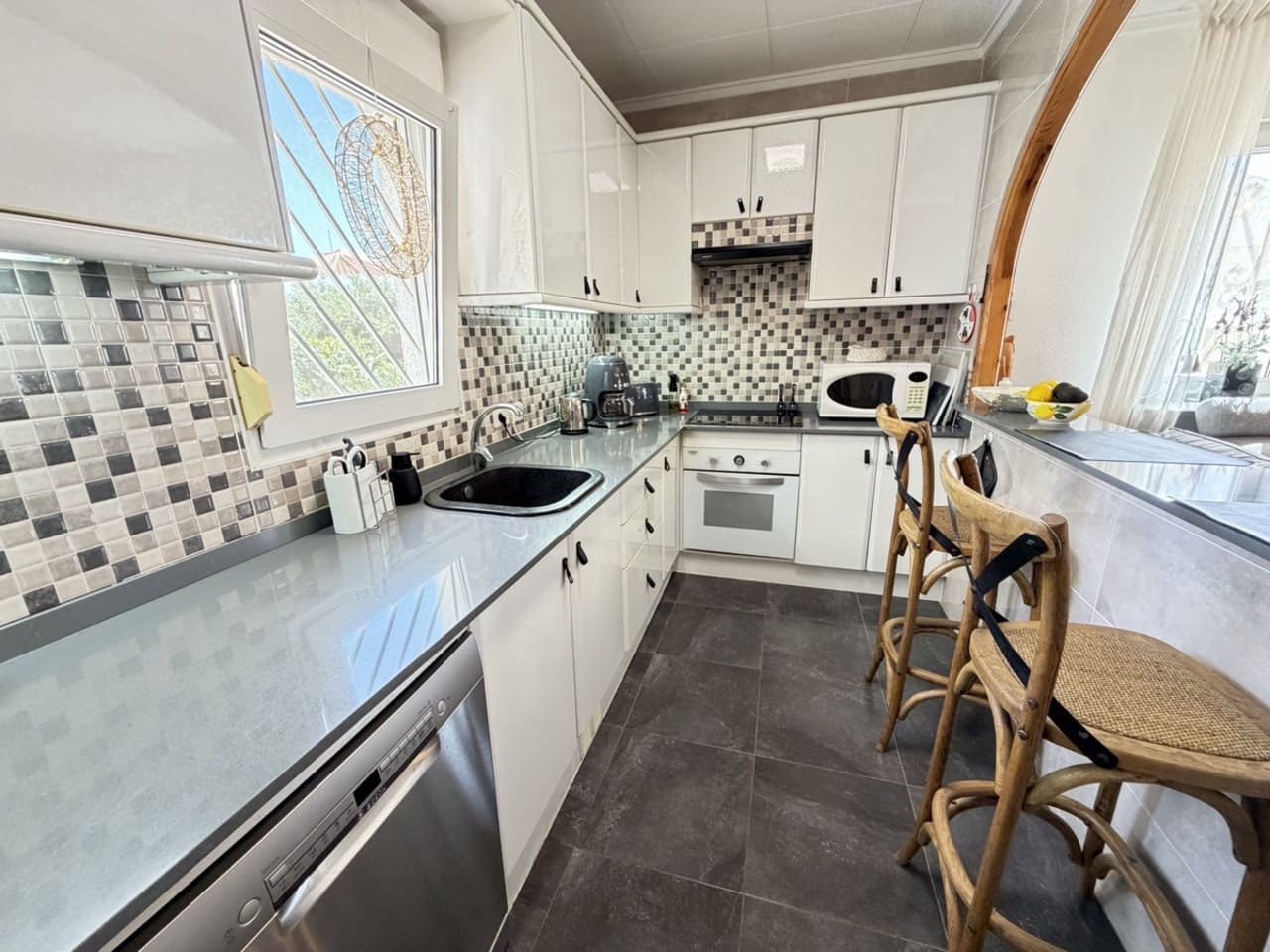 3 soverom Bungalow til salgs i San Luis med svømmebasseng garasje - € 399 900 (Ref: 10058042)