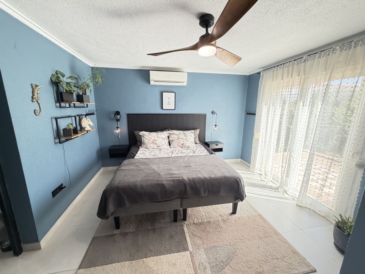 3 soverom Bungalow til salgs i San Luis med svømmebasseng garasje - € 399 900 (Ref: 10058042)