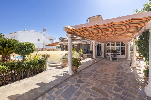 4 chambre Villa/Maison à vendre à La Regia, Orihuela avec piscine garage - 560 000 € (Ref: 10058067)