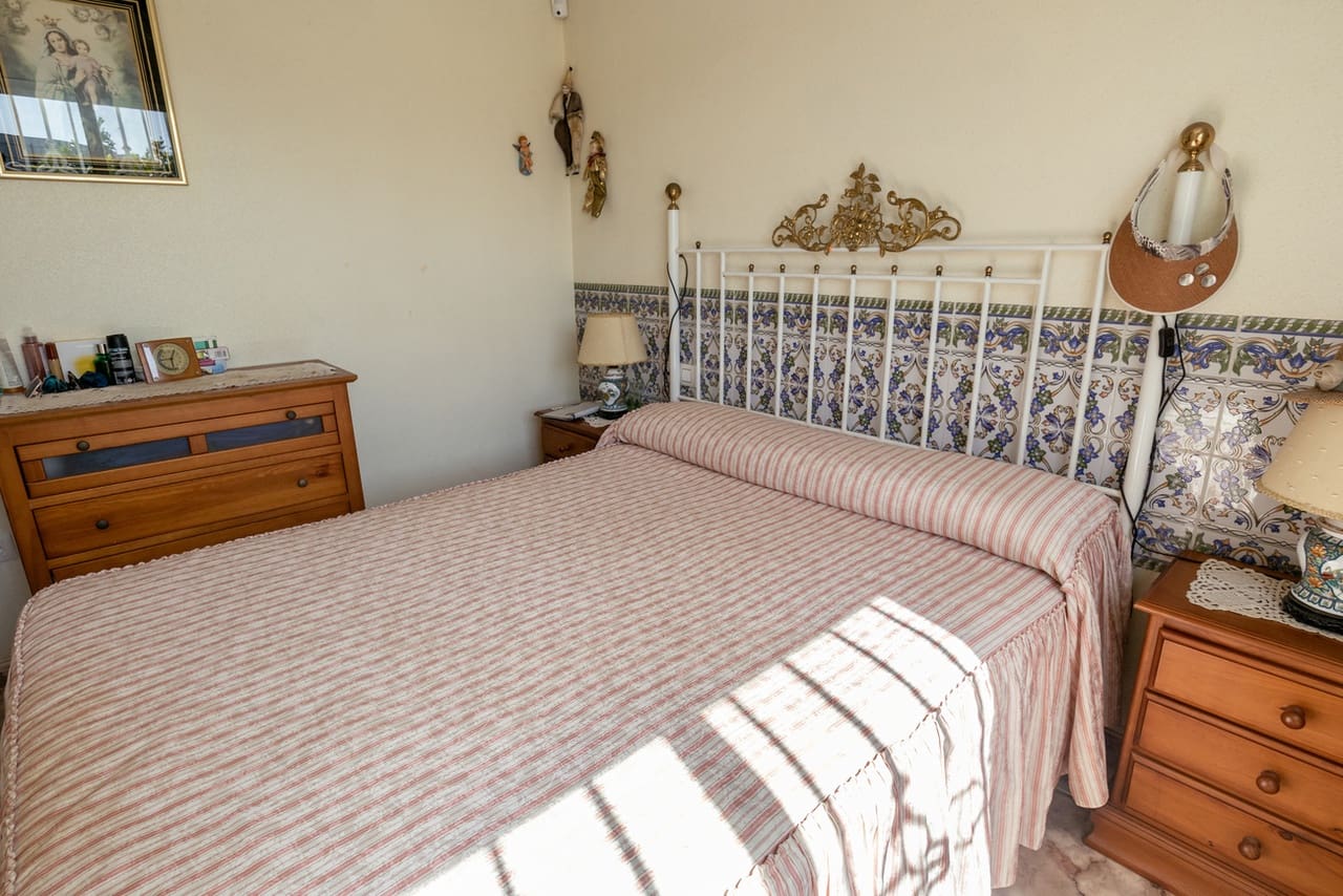 4 chambre Villa/Maison à vendre à La Regia avec piscine garage - 560 000 € (Ref: 10058067)