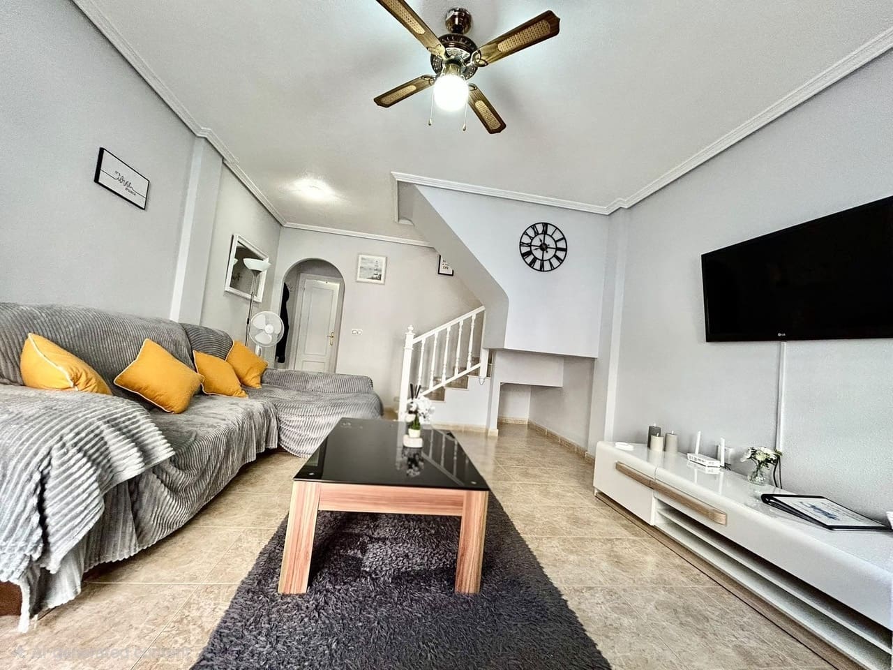 3 soveværelse Byhus til salg i La Zenia med swimmingpool garage - € 199.900 (Ref: 10058069)