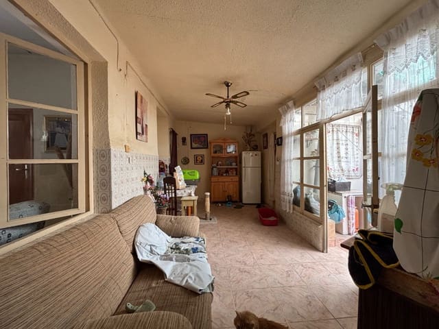 4 chambre Maison de Ville à vendre à Zona Pueblo, Guardamar del Segura - 250 000 € (Ref: 10058082)