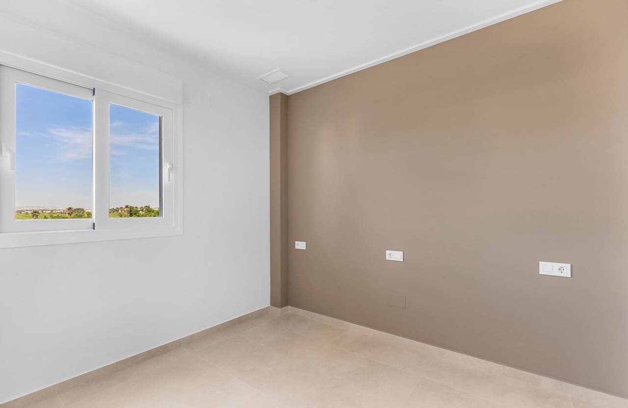 3 sovrum Lägenhet till salu i El Raso med pool garage - 284 900 € (Ref: 10061366)
