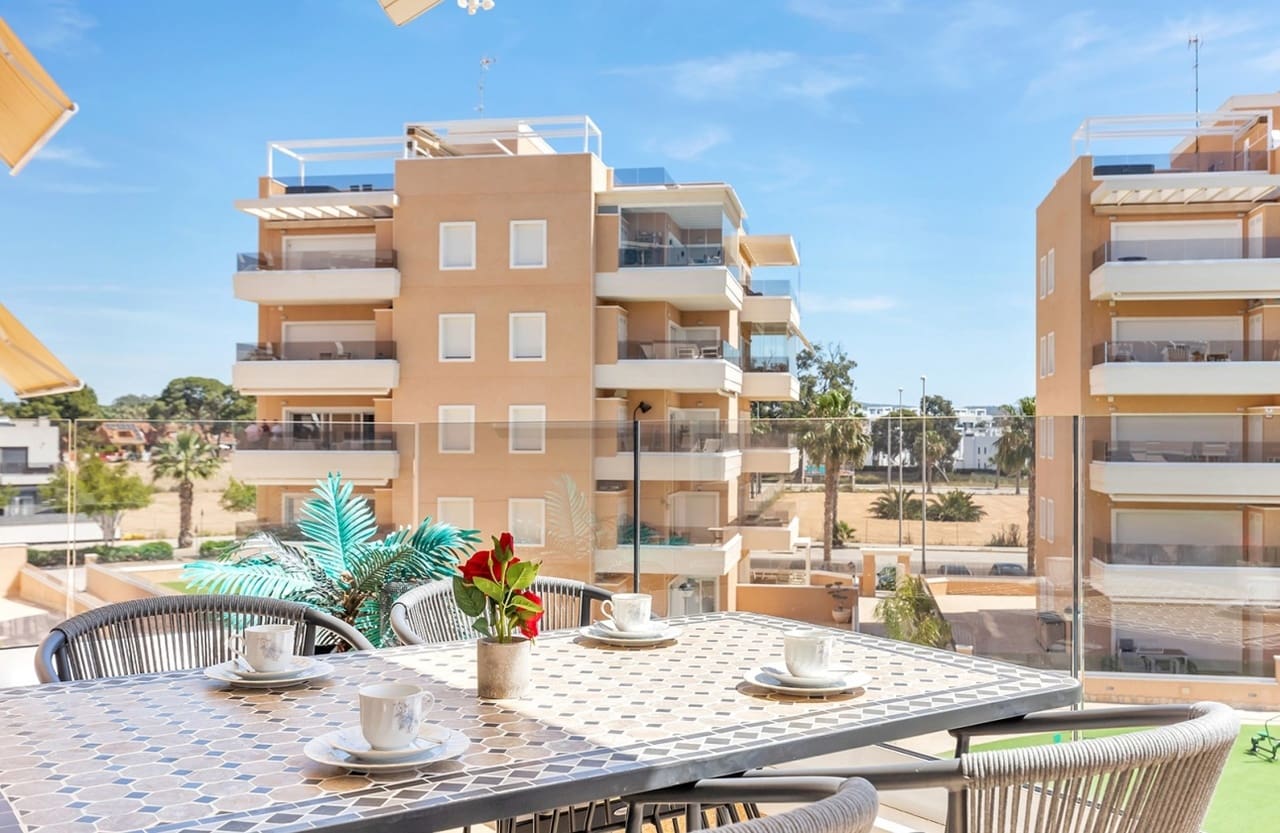 3 sovrum Lägenhet till salu i El Raso med pool garage - 284 900 € (Ref: 10061366)