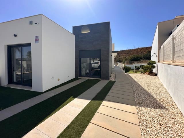 5 chambre Villa/Maison à vendre à San Miguel de Salinas avec piscine - 649 000 € (Ref: 10061371)