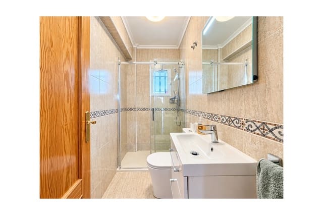 2 Zimmer Haus zu verkaufen in Daya Nueva mit Pool - 159.995 € (Ref: 10061376)
