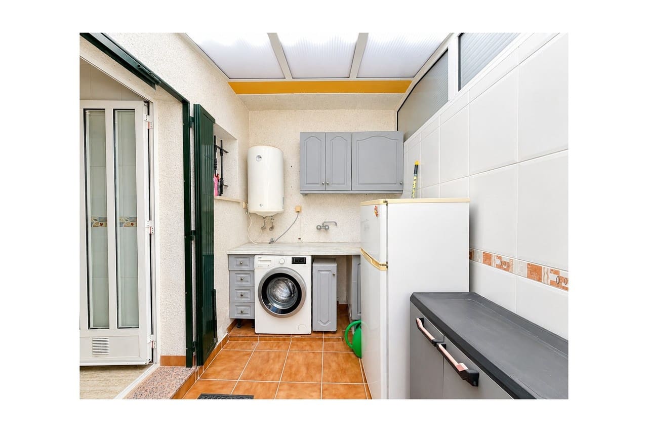 2 sypialnia Dom na sprzedaż w Daya Nueva z basenem - 149 995 € (Ref: 10061376)