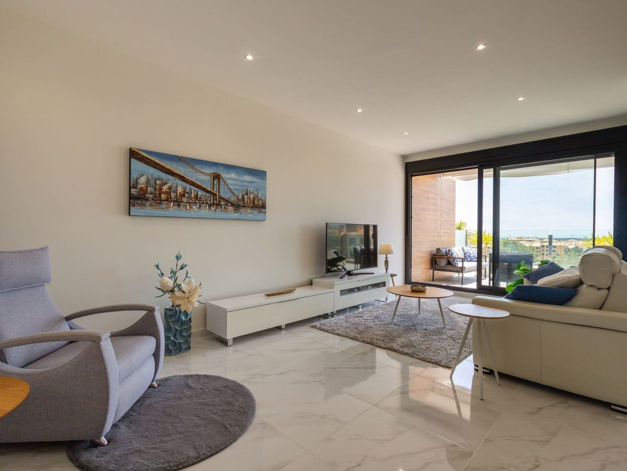 2 soveværelse Lejlighed til salg i Orihuela Costa med swimmingpool garage - € 375.000 (Ref: 10067185)