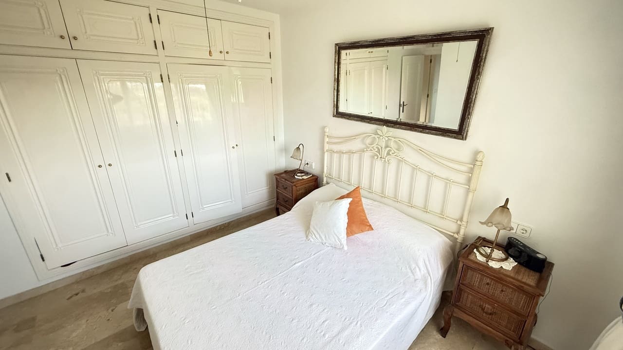 5 soveværelse Villa til salg i La Zenia med swimmingpool garage - € 635.000 (Ref: 10067187)
