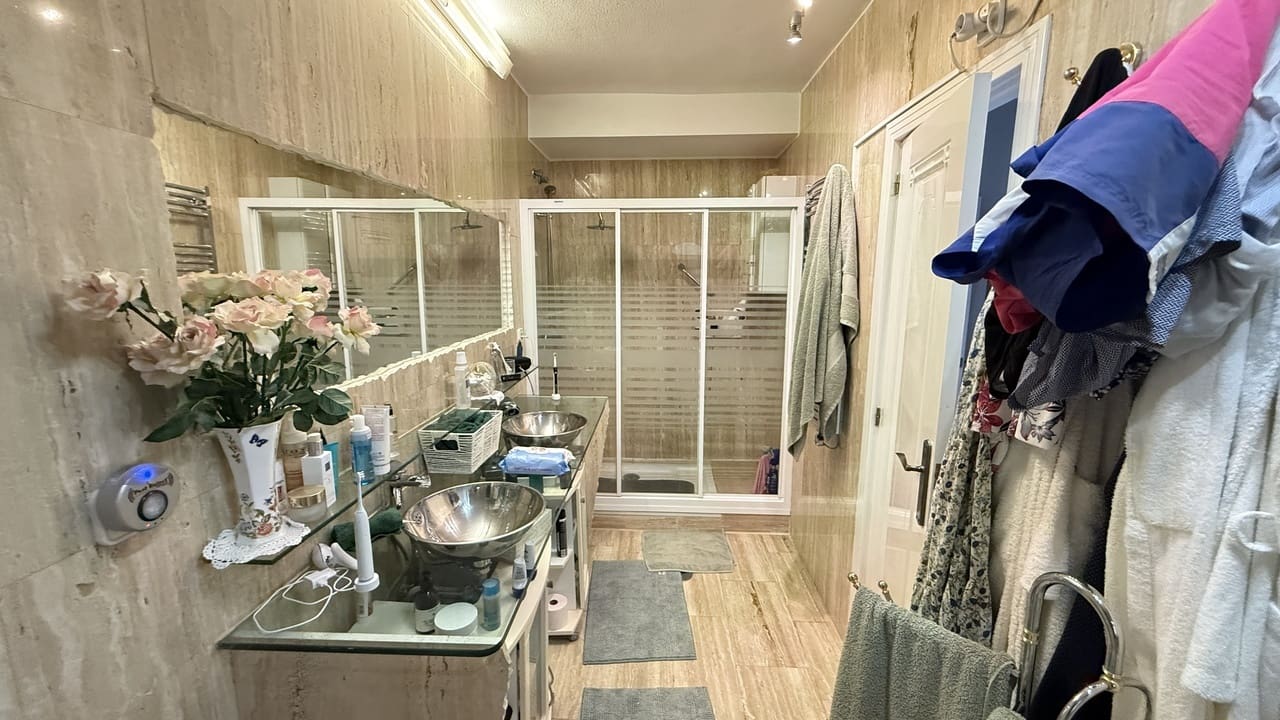 5 soveværelse Villa til salg i La Zenia med swimmingpool garage - € 635.000 (Ref: 10067187)