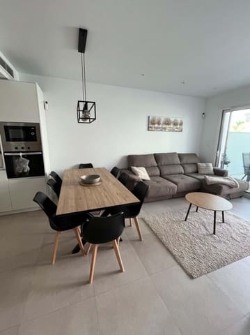 Bungalow de 2 habitaciones en Pilar de la Horadada ciudad, Pilar de la Horadada en venta con piscina garaje - 290.000 € (Ref: 10067192)