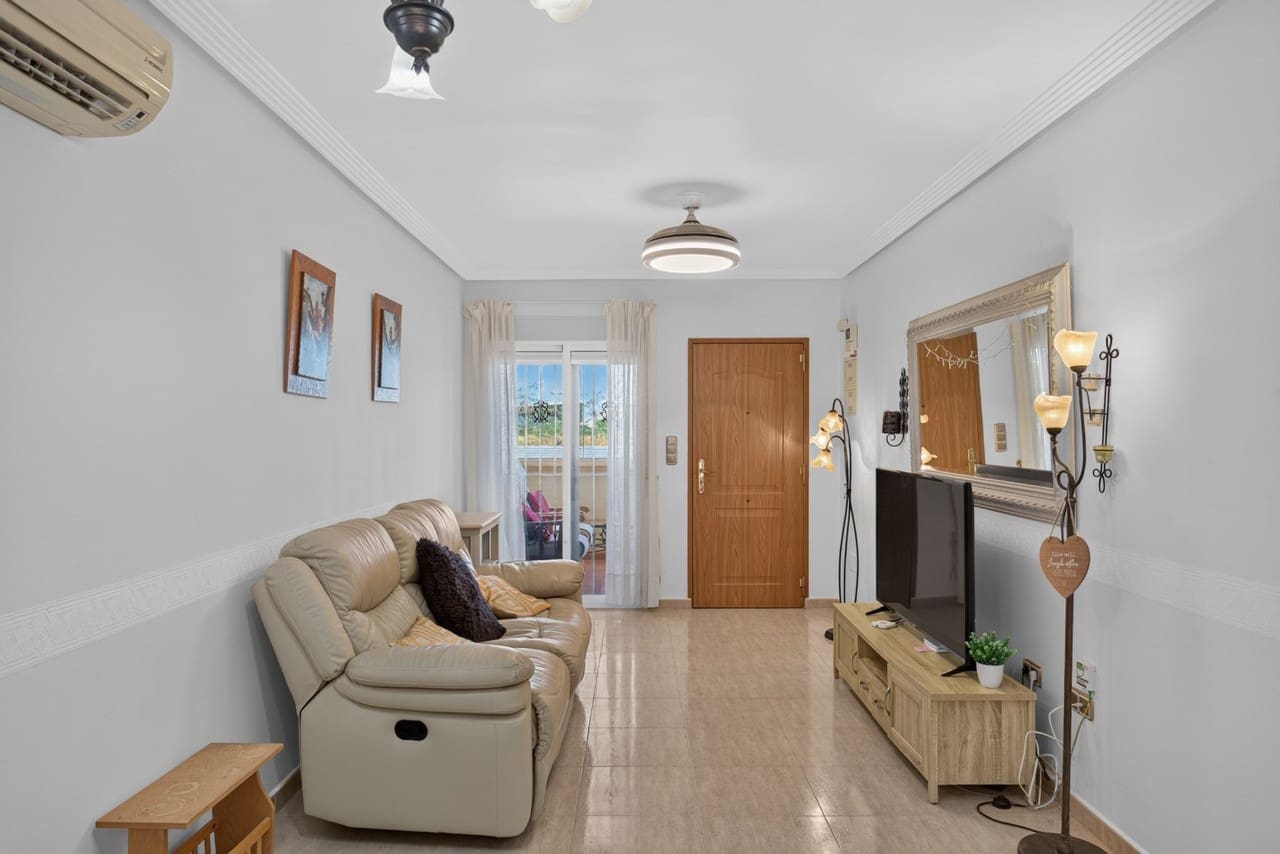 2 soverom Villa til salgs i Orihuela Costa med svømmebasseng garasje - € 229 000 (Ref: 10067193)