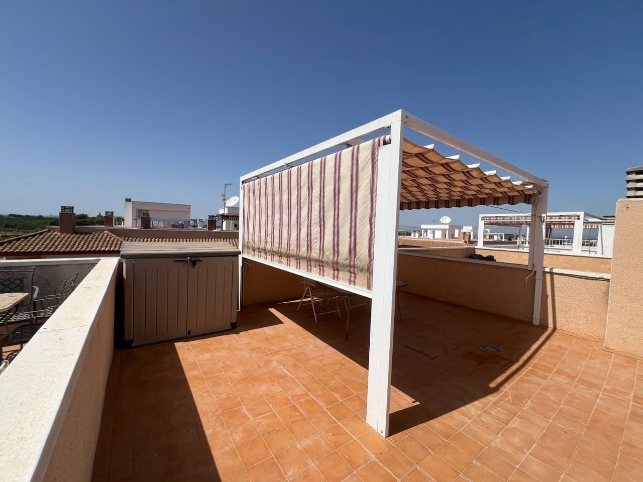 Apartamento de 2 habitaciones en Algorfa en venta con piscina garaje - 125.000 € (Ref: 10067195)
