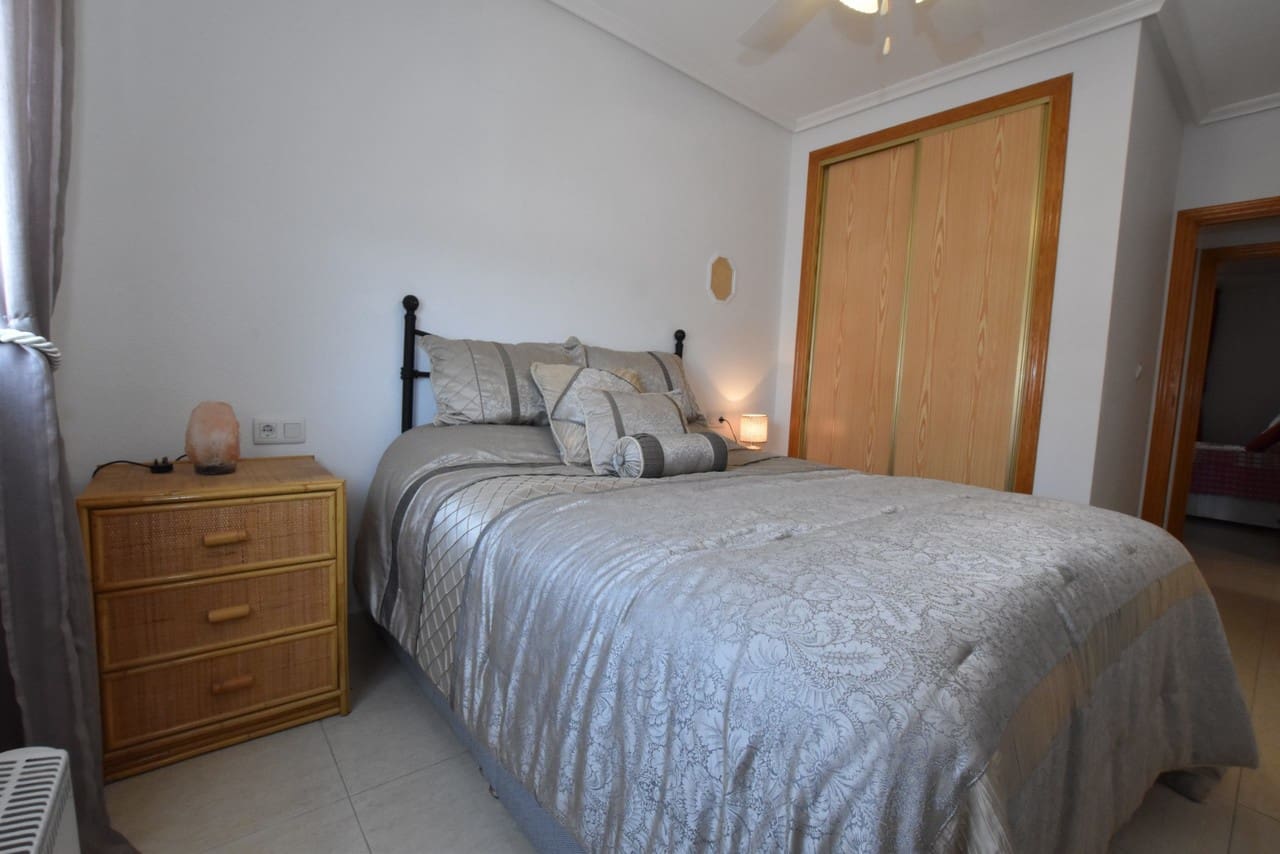 Apartamento de 2 habitaciones en Algorfa en venta con piscina garaje - 125.000 € (Ref: 10067195)