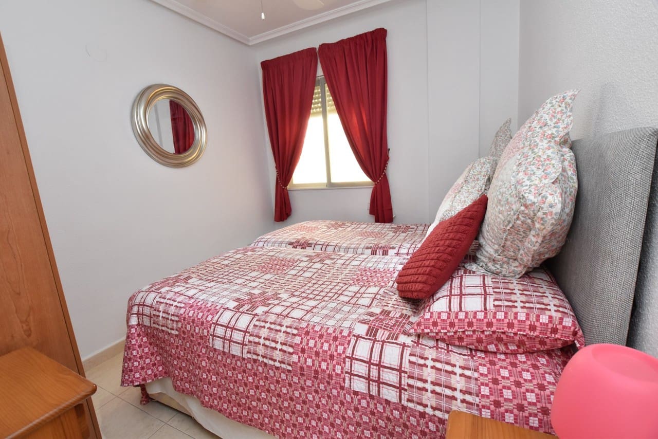Apartamento de 2 habitaciones en Algorfa en venta con piscina garaje - 125.000 € (Ref: 10067195)
