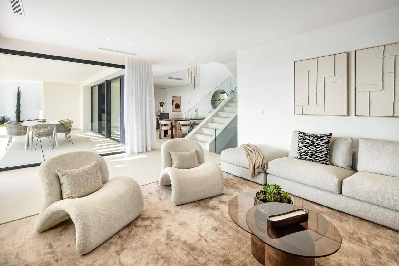 4 bedroom Villa for sale in Malaga city with pool garage - € 2,700,000 (Ref: 10067203)