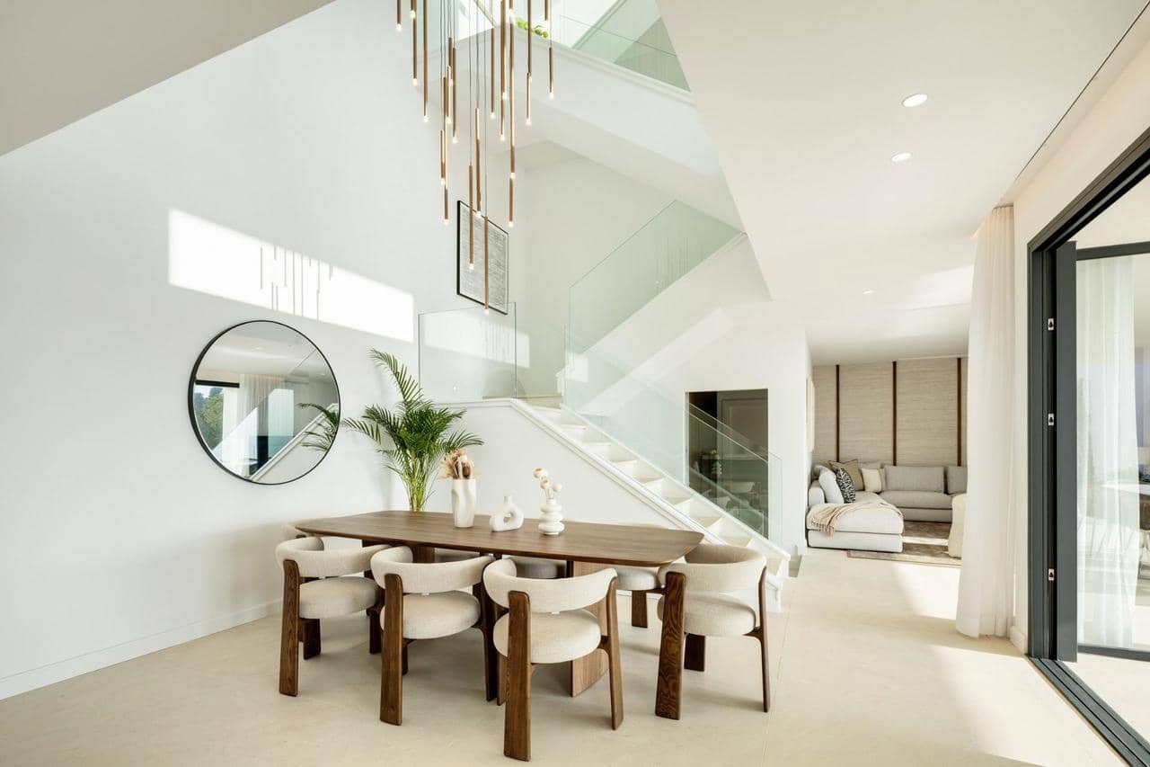 4 bedroom Villa for sale in Malaga city with pool garage - € 2,700,000 (Ref: 10067203)