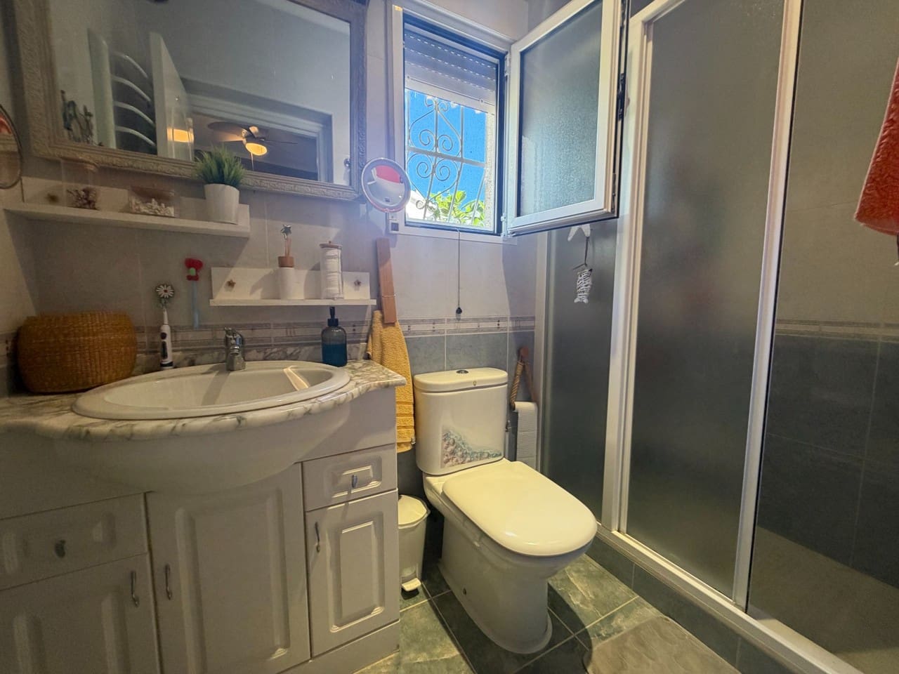 3 soverom Villa til salgs i Rojales med svømmebasseng garasje - € 399 000 (Ref: 10070403)
