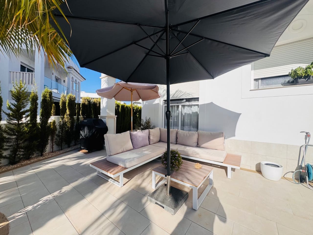 3 soveværelse Lejlighed til salg i Ciudad Quesada med swimmingpool - € 449.000 (Ref: 10070405)