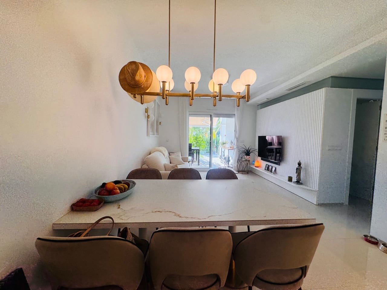 3 soveværelse Lejlighed til salg i Ciudad Quesada med swimmingpool - € 449.000 (Ref: 10070405)