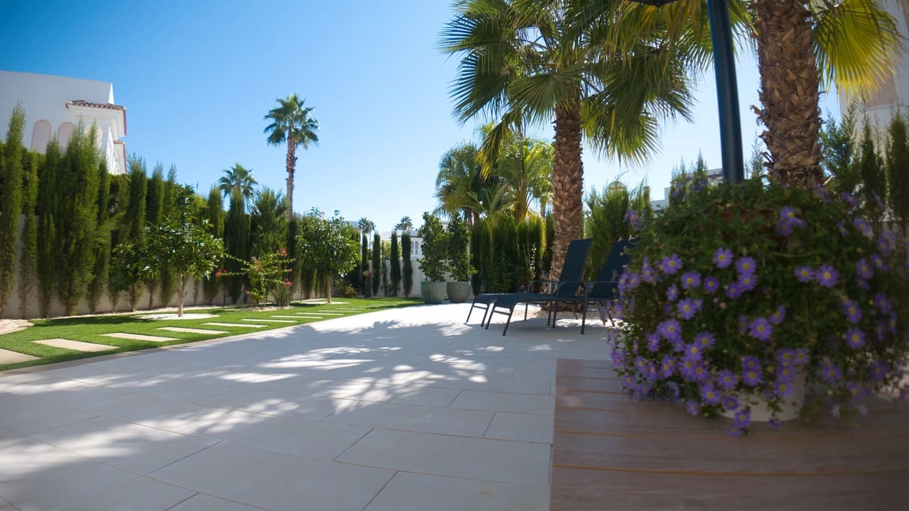 3 soveværelse Lejlighed til salg i Ciudad Quesada med swimmingpool - € 449.000 (Ref: 10070405)