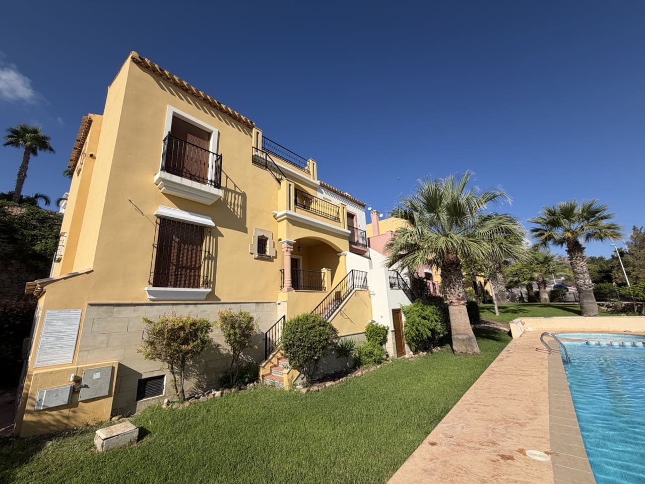 2 Zimmer Apartment zu verkaufen in Las Ramblas Golf mit Pool - 210.000 € (Ref: 10070408)