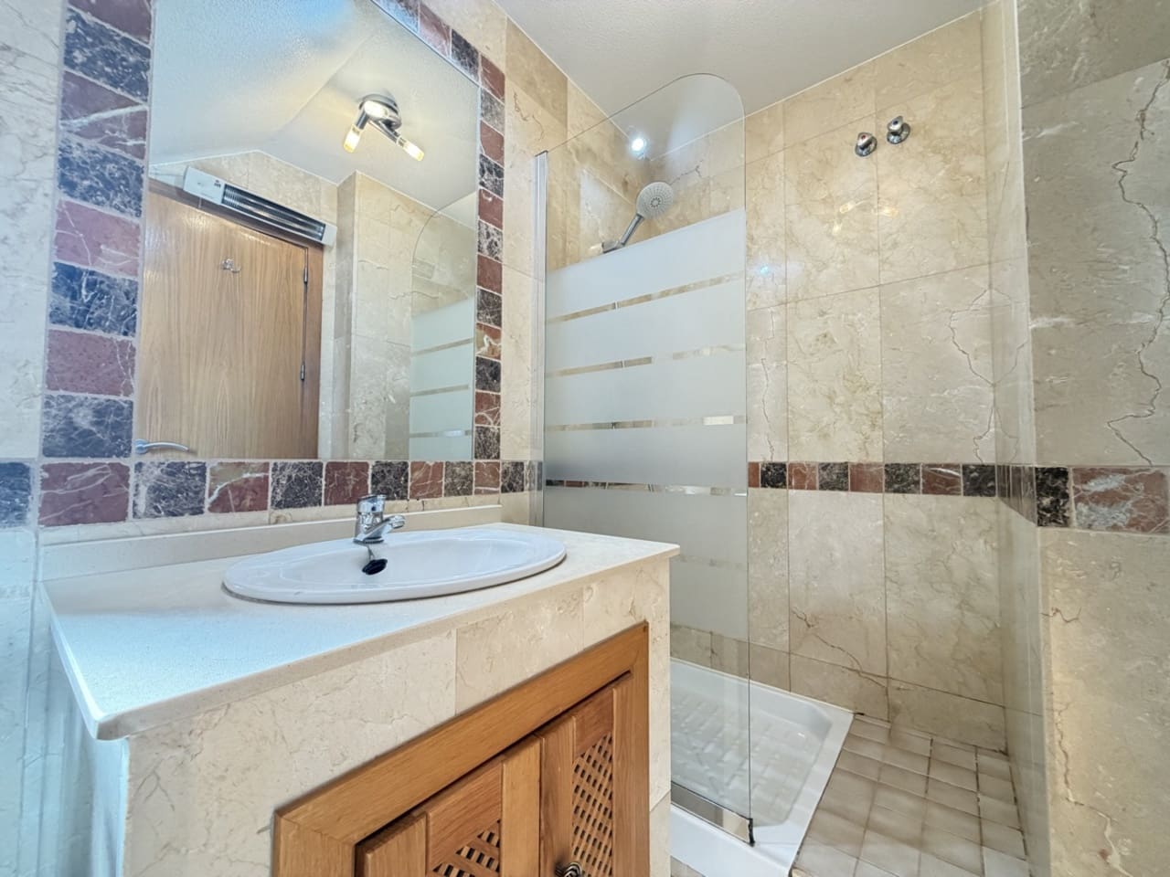 2 Zimmer Apartment zu verkaufen in Las Ramblas Golf mit Pool - 210.000 € (Ref: 10070408)