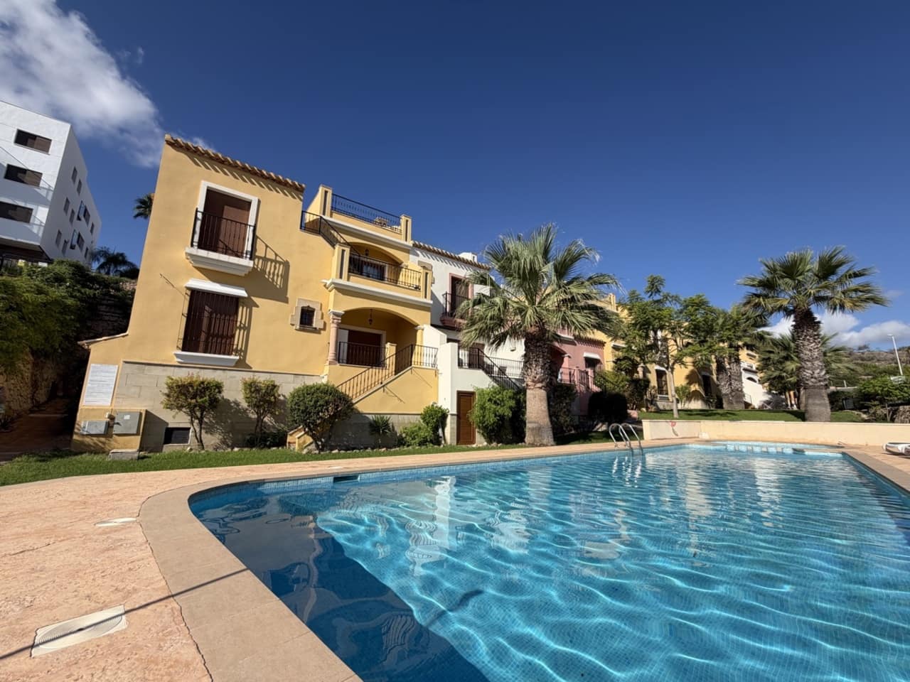 2 Zimmer Apartment zu verkaufen in Las Ramblas Golf mit Pool - 210.000 € (Ref: 10070408)