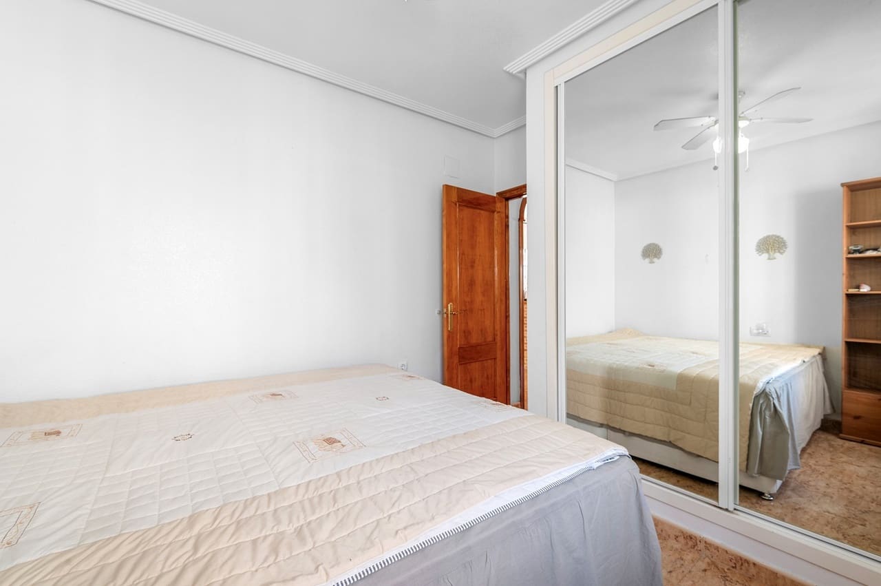 3 chambre Villa/Maison à vendre à Guardamar del Segura avec piscine - 290 000 € (Ref: 10070409)