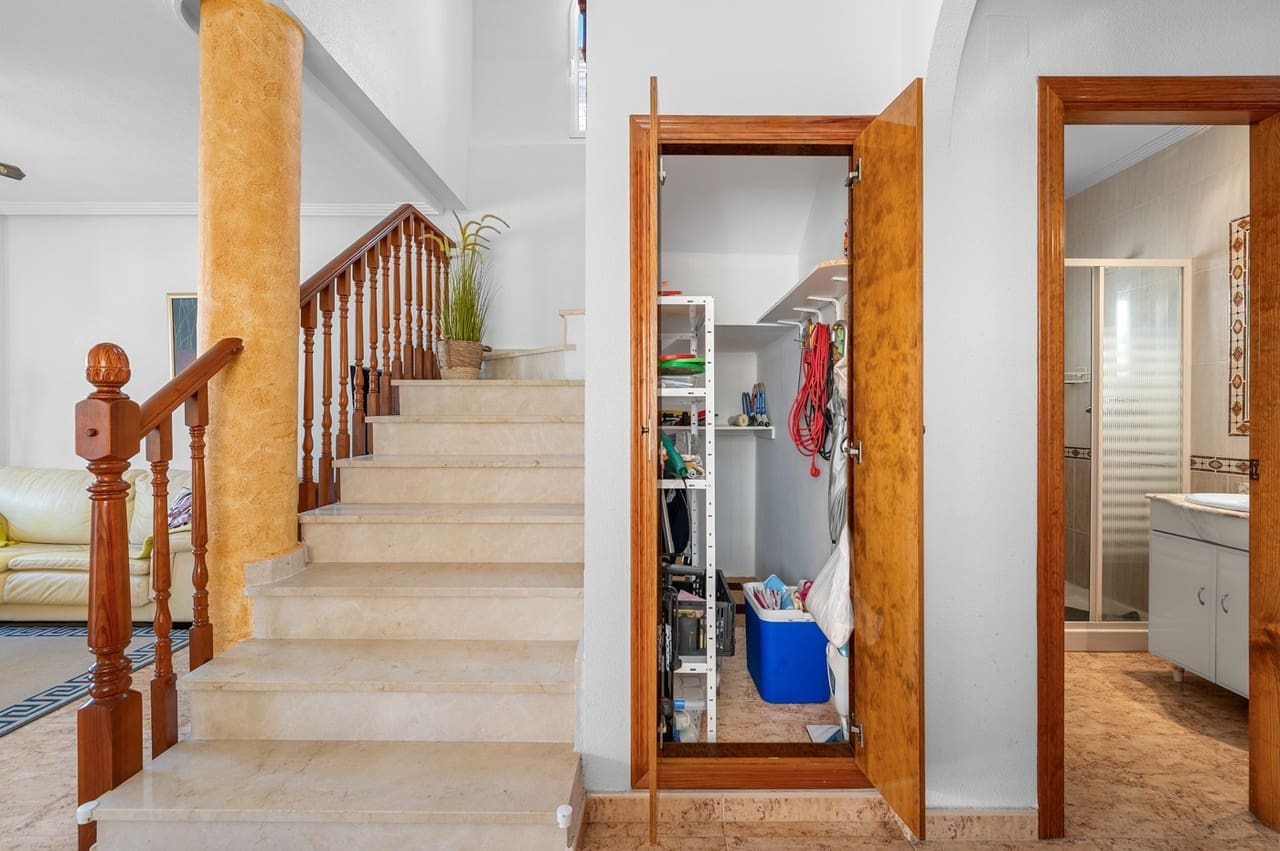 3 chambre Villa/Maison à vendre à Guardamar del Segura avec piscine - 290 000 € (Ref: 10070409)