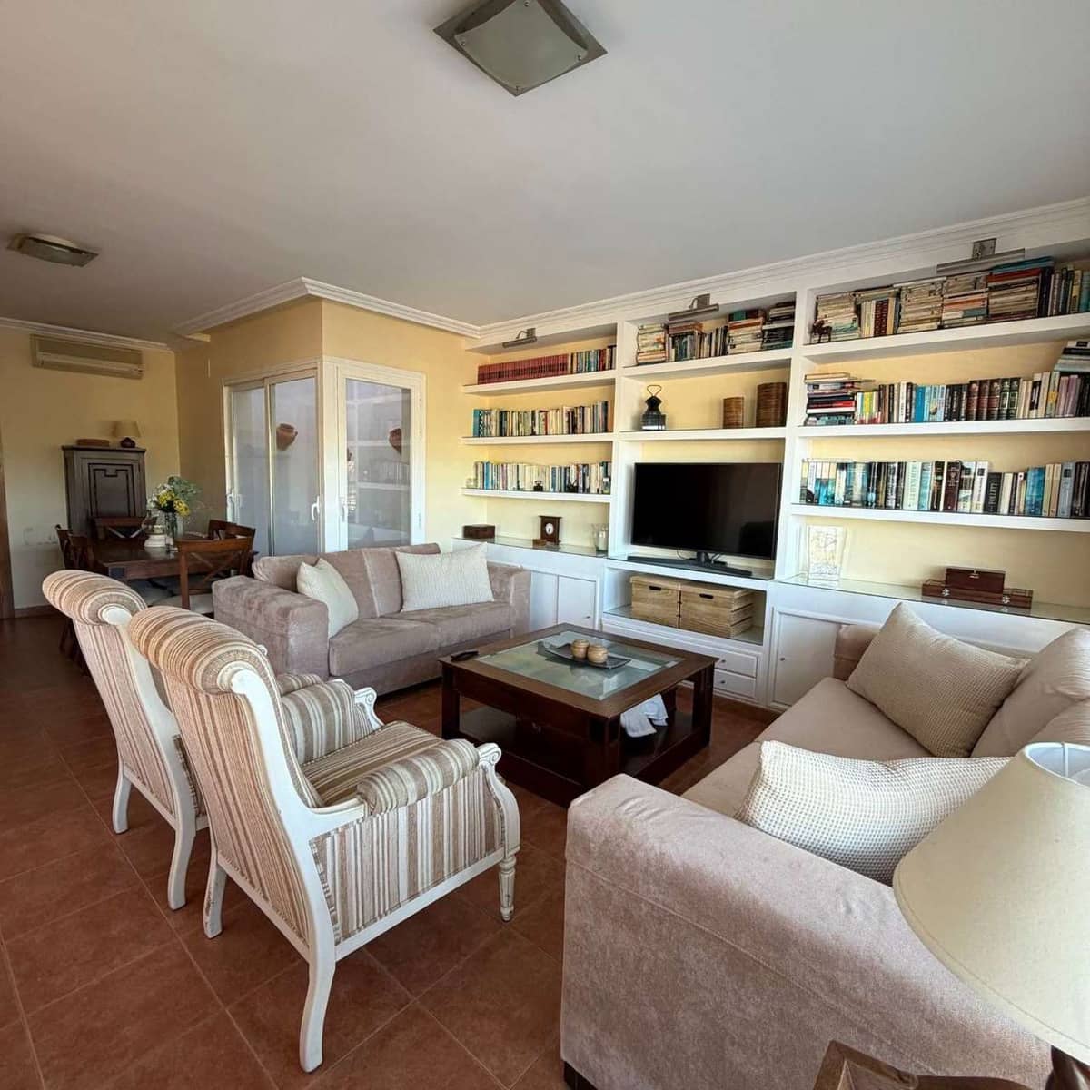 Chalet de 4 habitaciones en Calpe / Calp en venta con piscina - 379.240 € (Ref: 10080535)