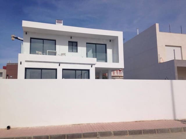 3 sypialnia Willa na sprzedaż w La Romana - 379 900 € (Ref: 10085589)